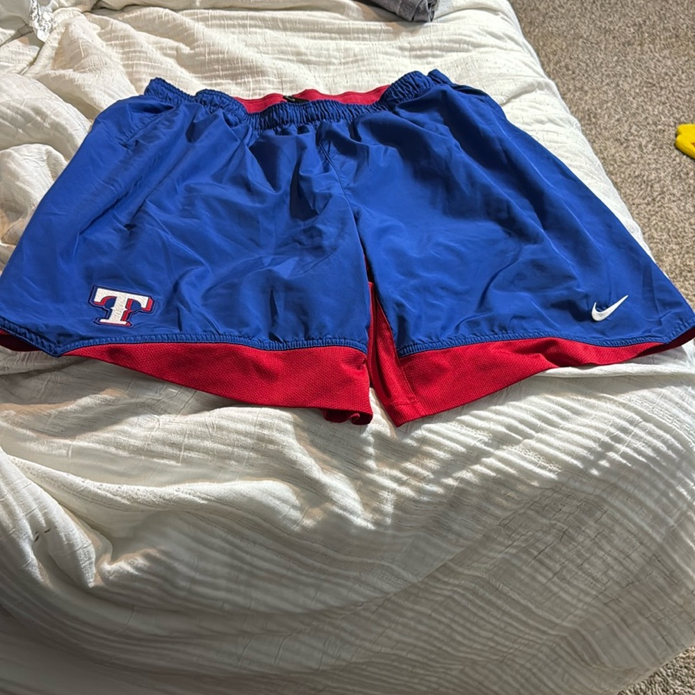 Texas Rangers shorts